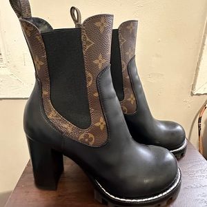Authentic limited edition Louis Vuitton booties size 38 brand new